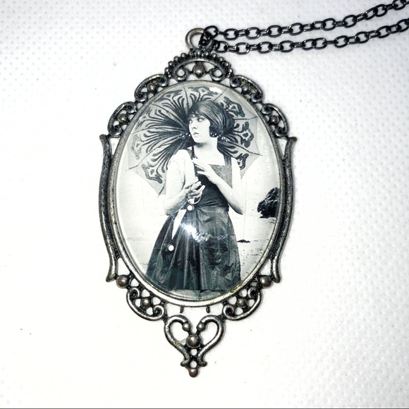 Wondering Molly Jane Necklace
